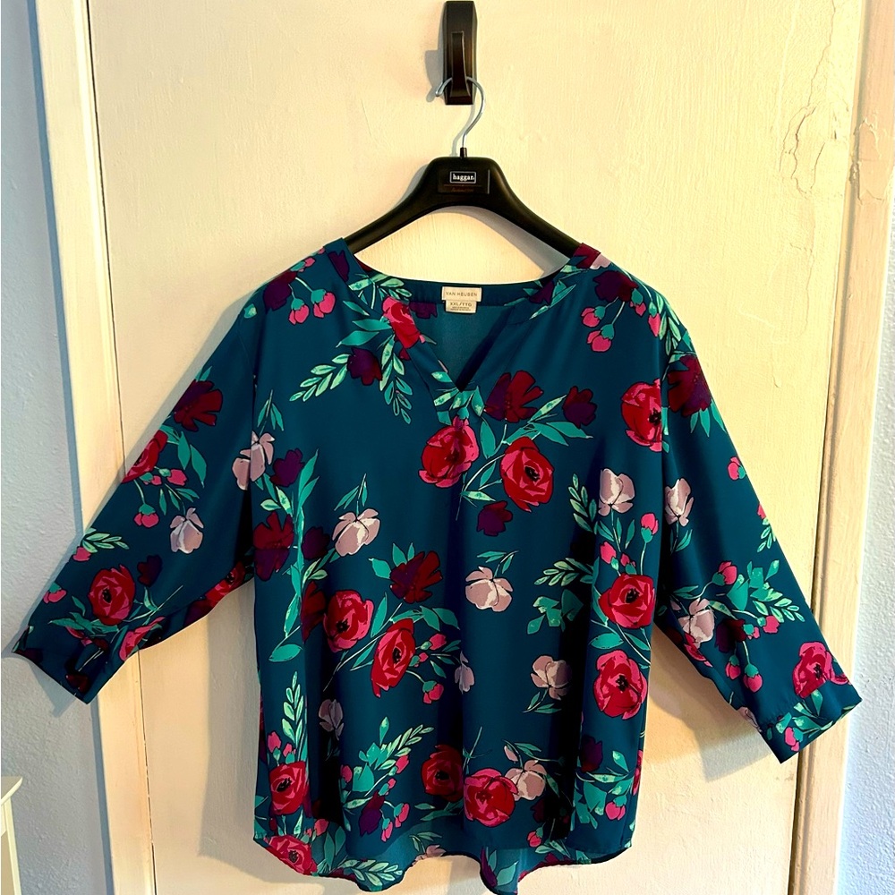 Van Heusen Women’s Blouse, floral